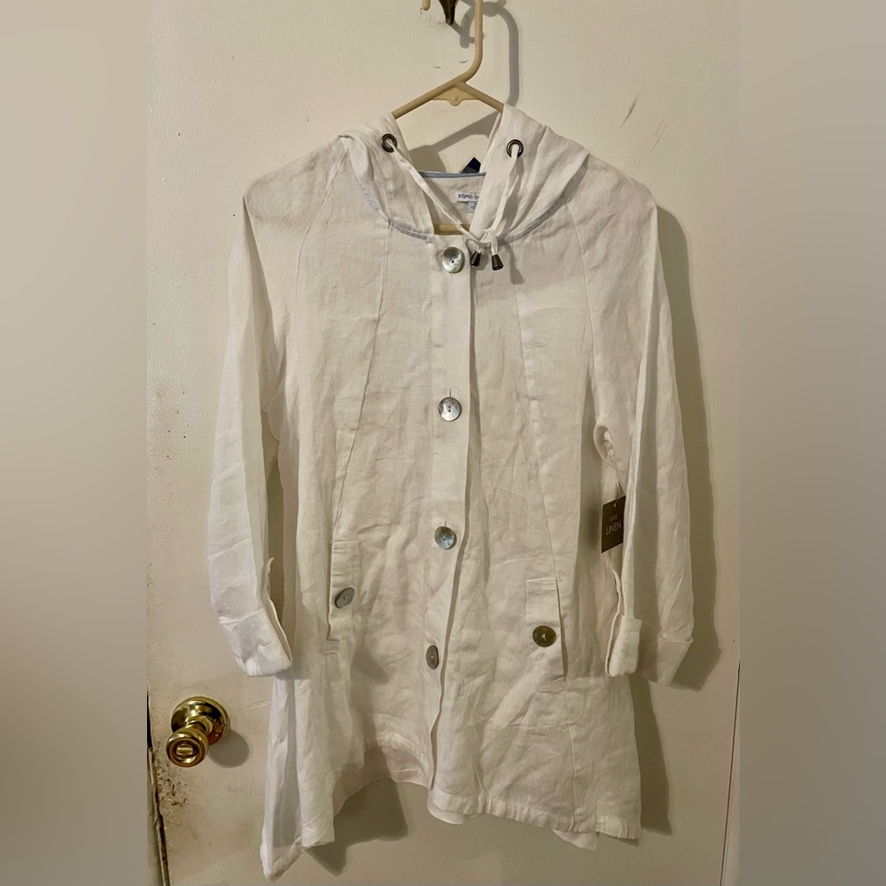 Women's White Hooded Jacket
